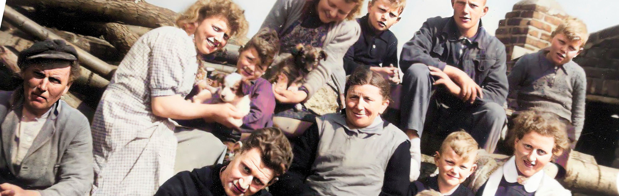 Ajaan, meid en knecht, vrijt of vecht