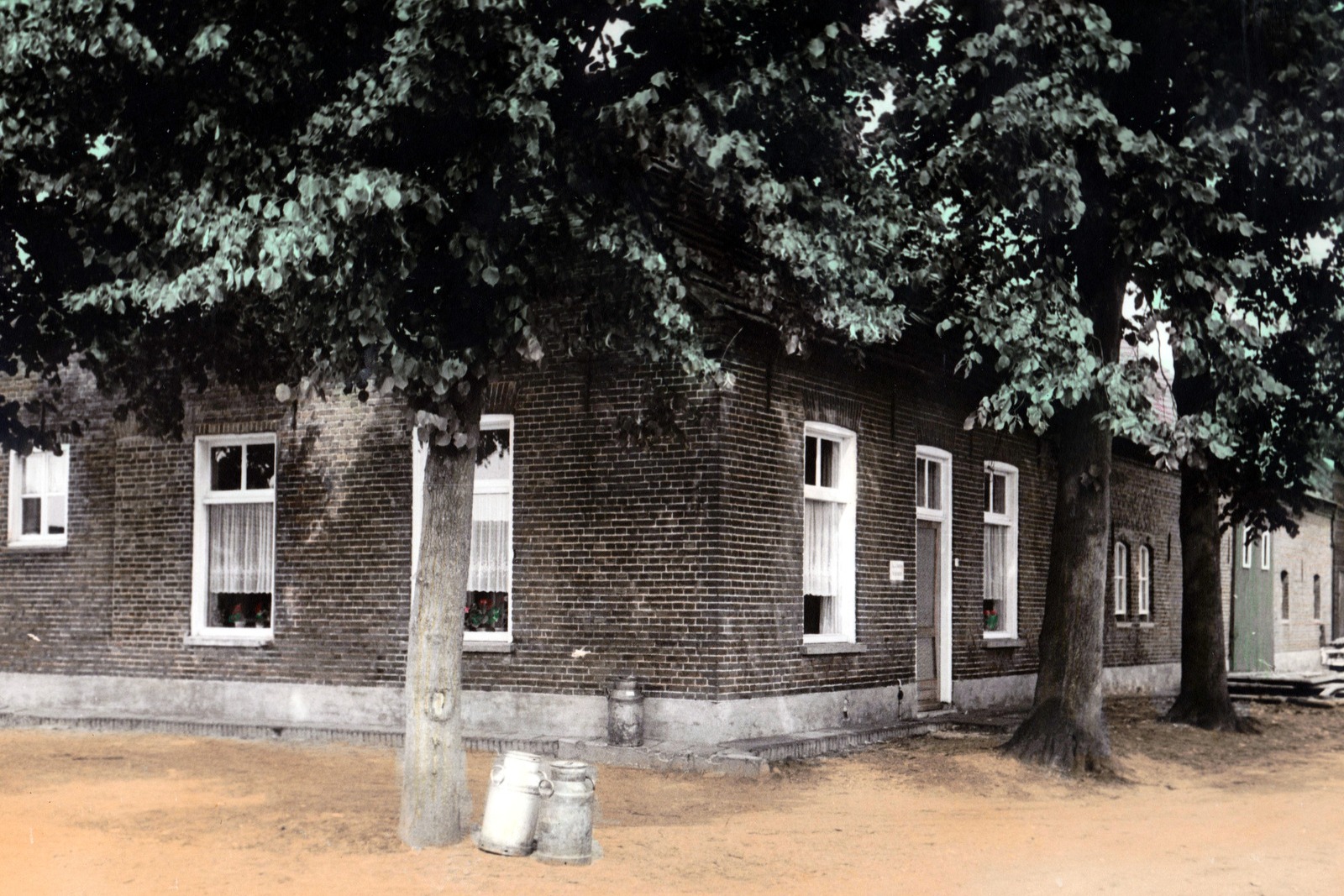 Ajaan, meid en knecht vrijt of vecht