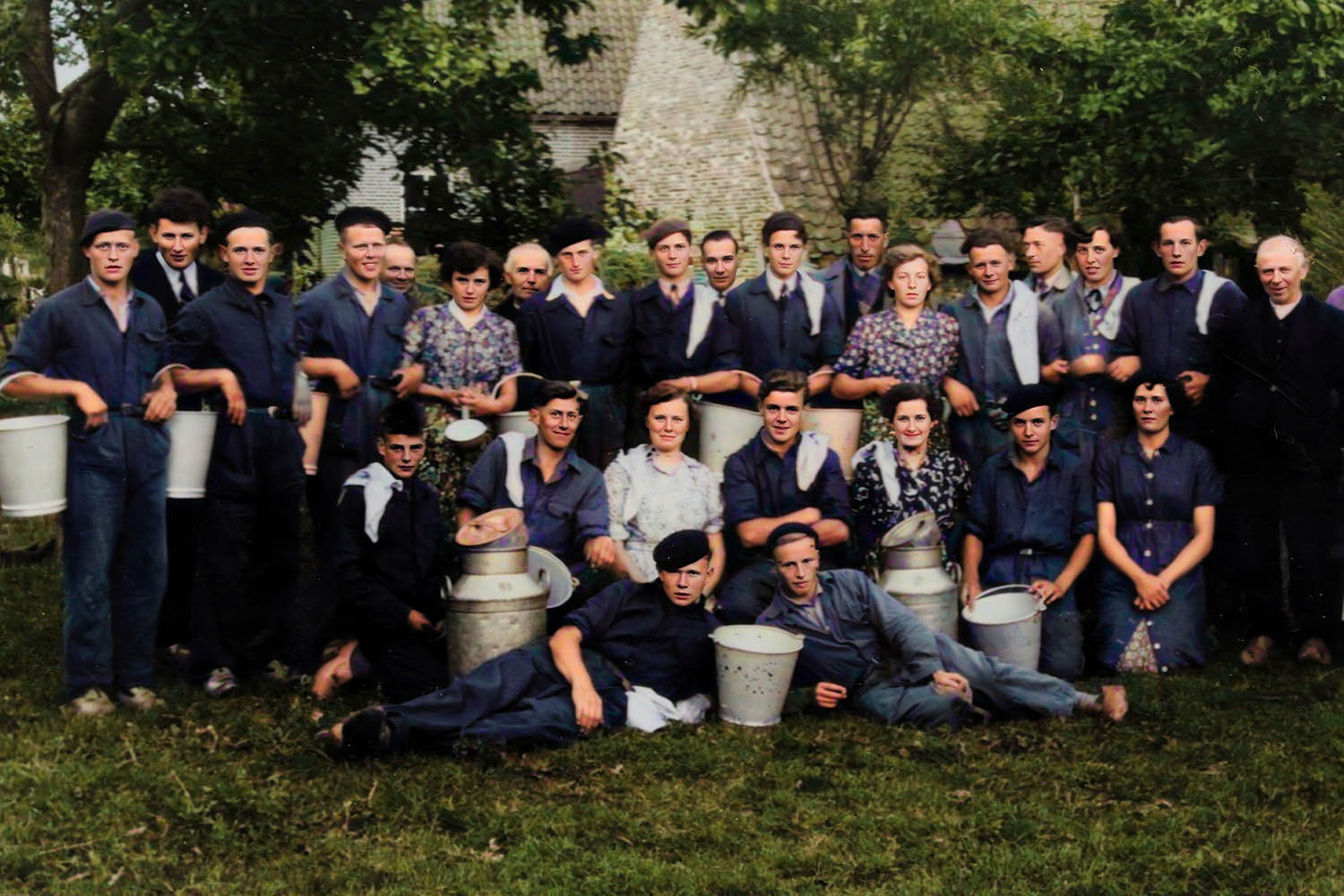 Ajaan, meid en knecht, vrijt of vechts